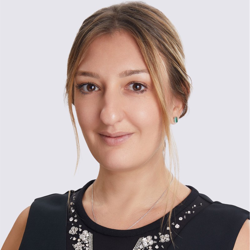 Portrait of Hana Mendaci